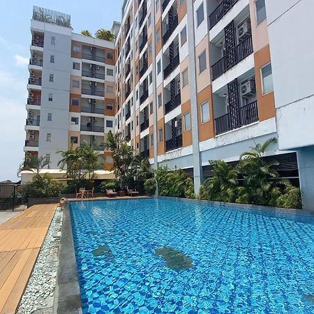 Apartemen Student Castle Yogyakarta Bagian luar foto