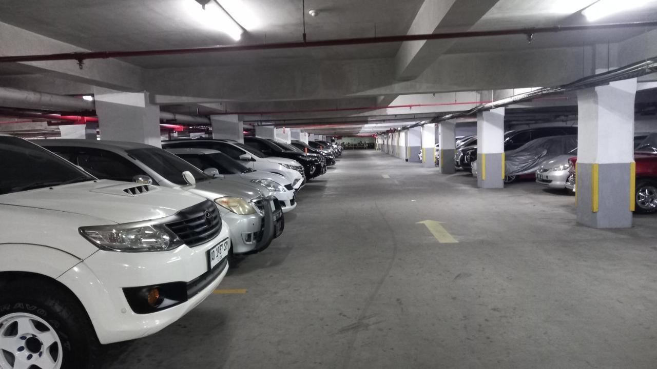 Apartemen Student Castle Yogyakarta Bagian luar foto